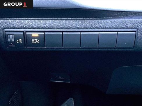 Certified 2024 Toyota Corolla SE w/ SE Package image 35