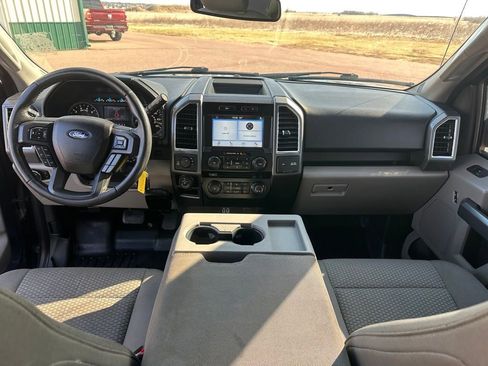 Used 2016 Ford F150 XLT w/ Equipment Group 302A Luxury image 25