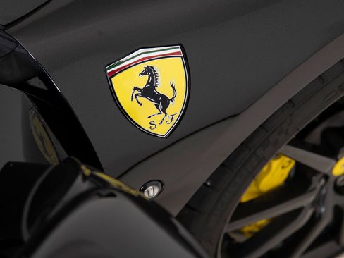 Certified 2022 Ferrari F8 Tributo RWD image 31