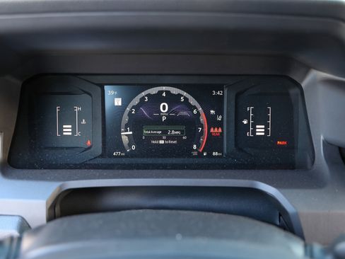 Certified 2025 Toyota Tacoma SR5 image 19