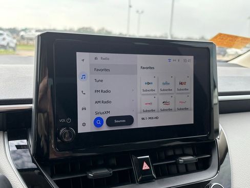 Used 2024 Toyota Corolla LE image 7