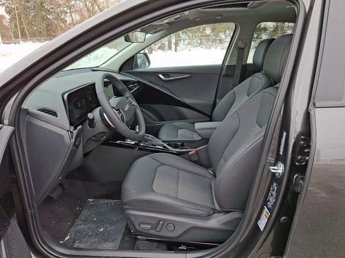 New 2026 Kia Niro EX w/ EX Premium Package image 13