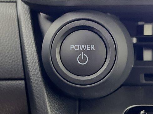 Used 2025 Toyota Prius LE image 23