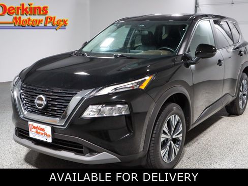 Used 2022 Nissan Rogue SV AWD/4WD image 1