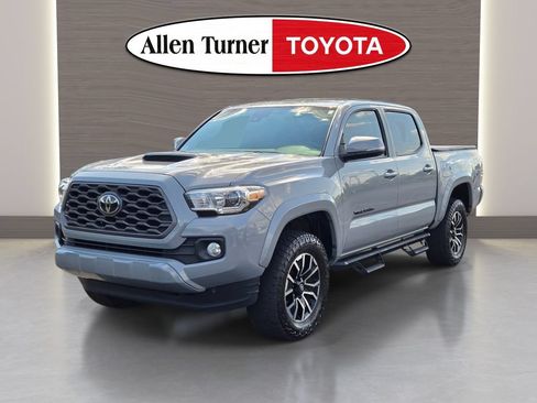 Used 2021 Toyota Tacoma TRD Sport RWD image 2