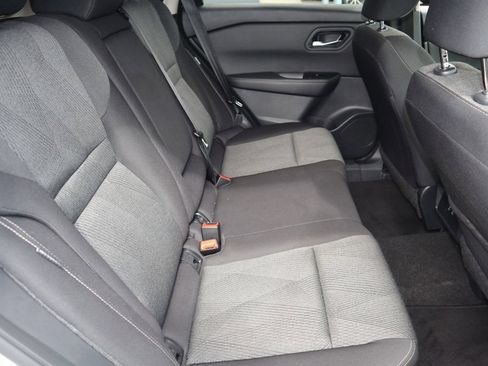 Certified 2025 Nissan Rogue SV AWD/4WD image 26