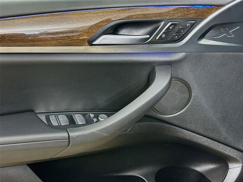 Used 2022 BMW X3 xDrive30i w/ Convenience Package image 18