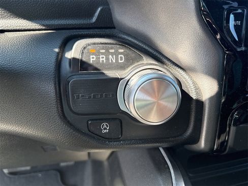 Used 2021 RAM 1500 Laramie image 18