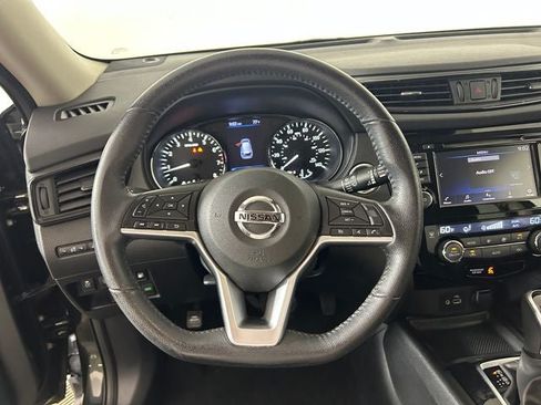 Used 2020 Nissan Rogue SV AWD/4WD image 15