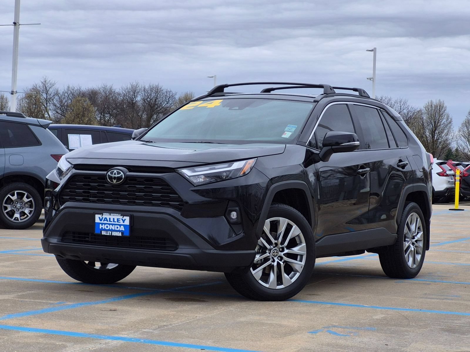 Used 2024 Toyota RAV4 XLE Premium w/ Weather Package AWD/4WD image 2