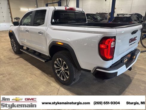 New 2026 GMC Canyon Denali image 7