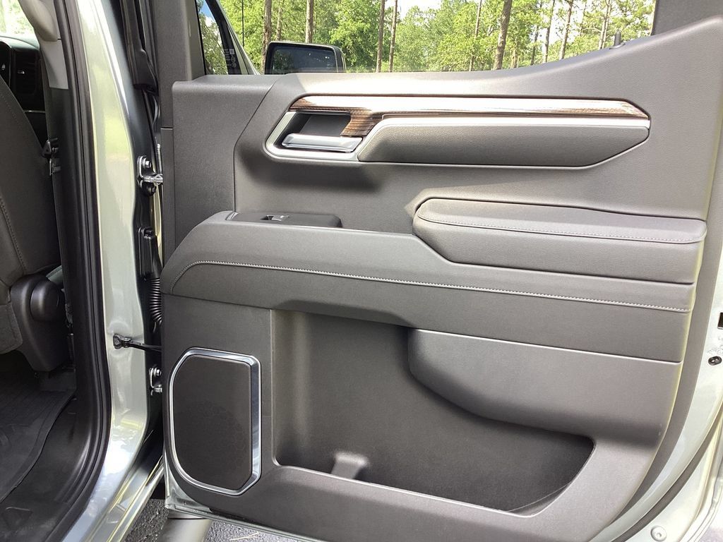 New 2026 Chevrolet Silverado 1500 RST w/ Safety Package AWD/4WD image 19