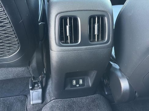 Used 2024 Hyundai Tucson Limited image 24