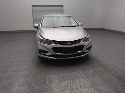 Used 2018 Chevrolet Cruze LS FWD image 14
