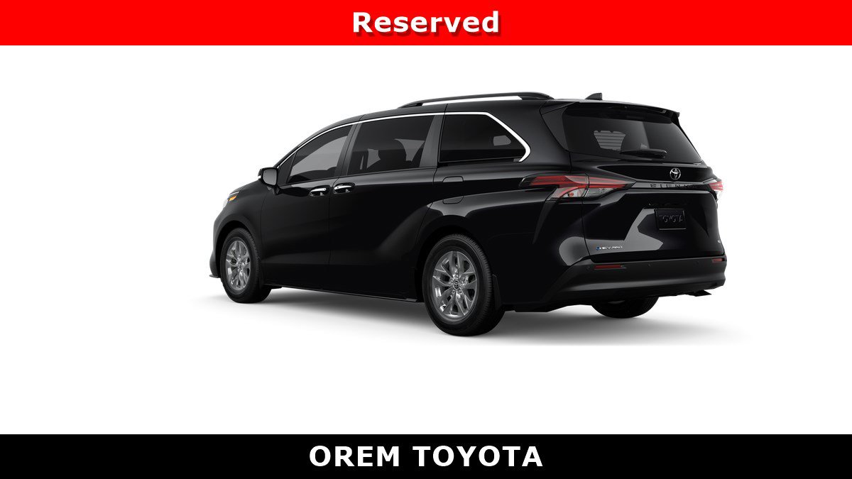 New 2026 Toyota Sienna XLE AWD/4WD image 6