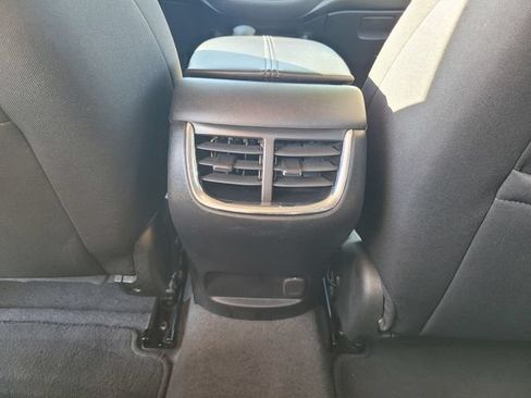 Used 2024 Chevrolet Malibu LT FWD image 17