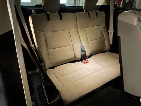 Used 2022 Ford Explorer 4WD w/ Class IV Trailer Tow Package image 24