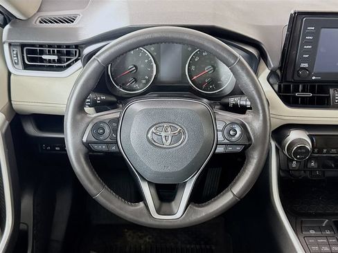 Certified 2021 Toyota RAV4 XLE Premium AWD/4WD image 4