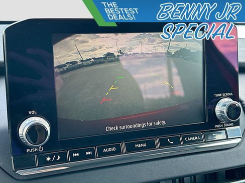 Used 2024 Mitsubishi Outlander ES image 13