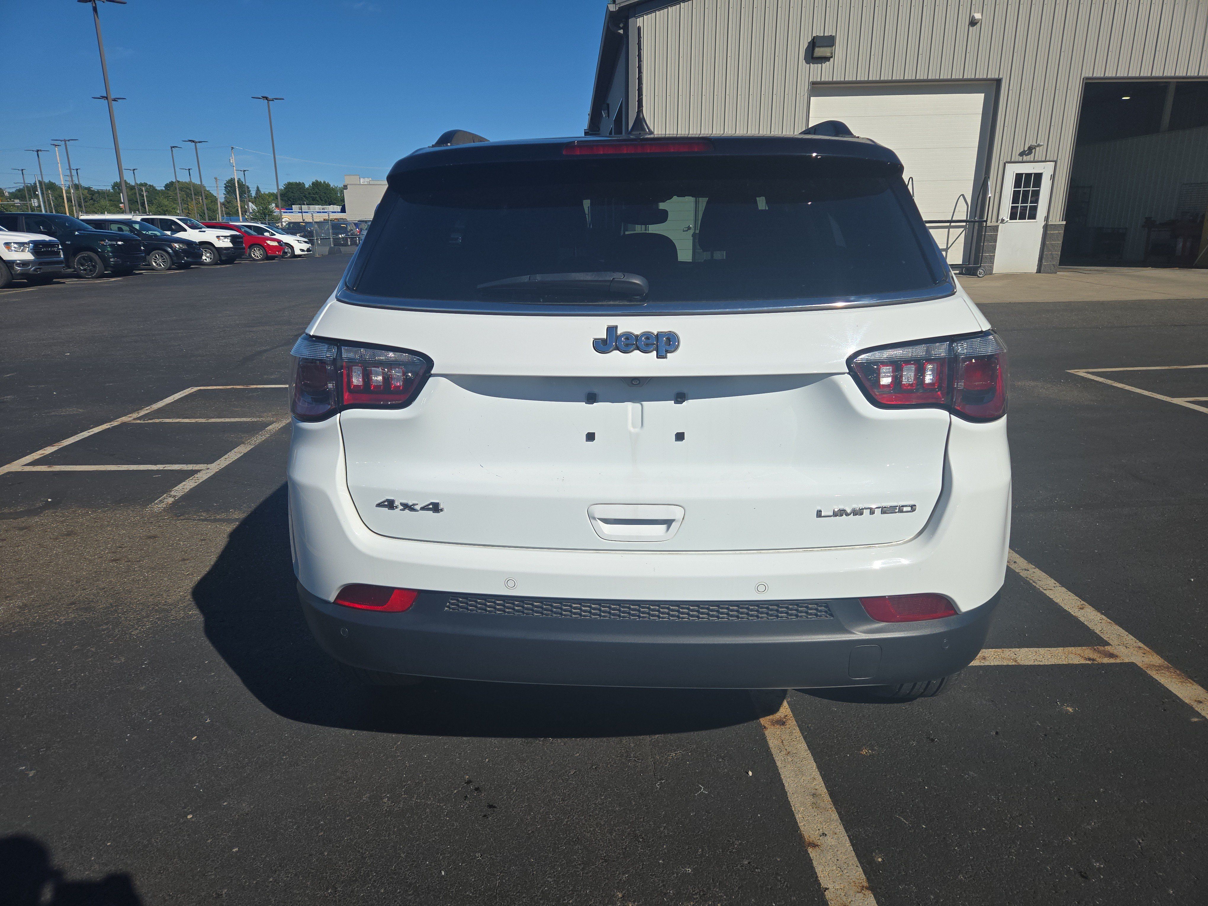 Used 2024 Jeep Compass Limited AWD/4WD image 6