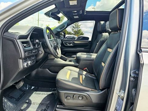 Used 2024 GMC Yukon AT4 w/ AT4 Premium Plus Package AWD/4WD image 19