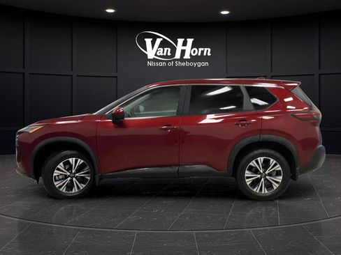 Used 2023 Nissan Rogue SV image 10
