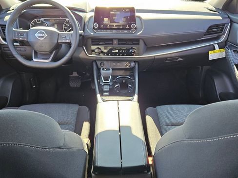 New 2026 Nissan Rogue SV image 6