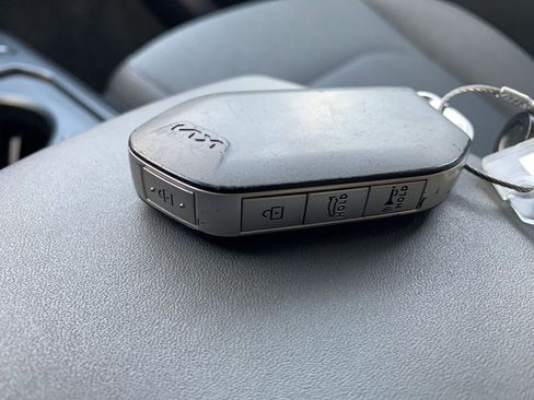 Used 2025 Kia K4 LXS image 21