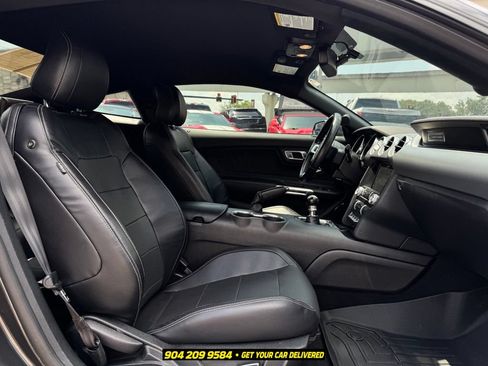 Used 2019 Ford Mustang GT Premium RWD image 31