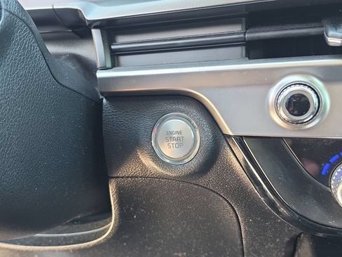 Certified 2024 Kia Telluride S w/ S Sunroof Package FWD image 30