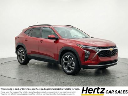 Used 2025 Chevrolet Trax LT w/ LT Convenience Package