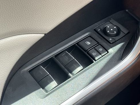 Certified 2022 Toyota RAV4 XLE Premium FWD image 26