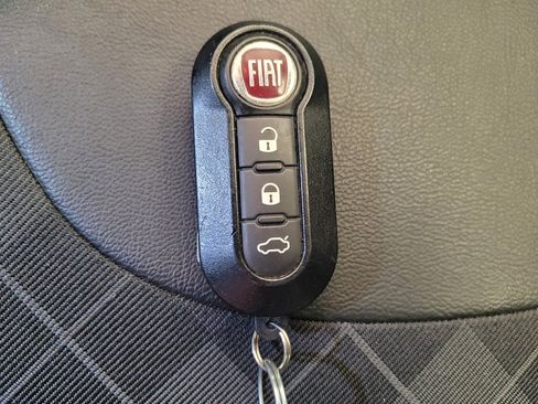 Used 2019 FIAT 500L Pop w/ Popular Equipment Group image 32