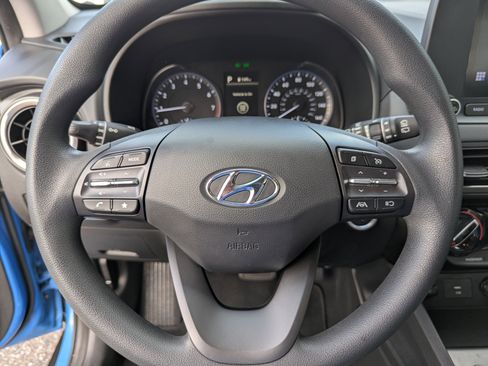 Used 2022 Hyundai Kona SEL image 31