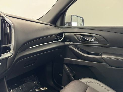 Used 2023 Chevrolet Traverse High Country w/ LPO, Floor Liner Package FWD image 38