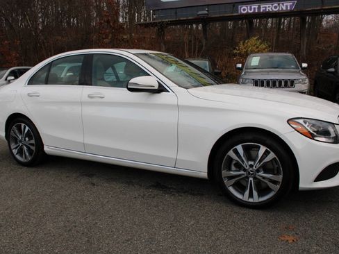 Used 2018 Mercedes-Benz C 300 4MATIC Sedan image 5