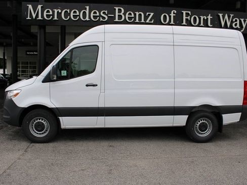 New 2025 Mercedes-Benz Sprinter 2500 image 2