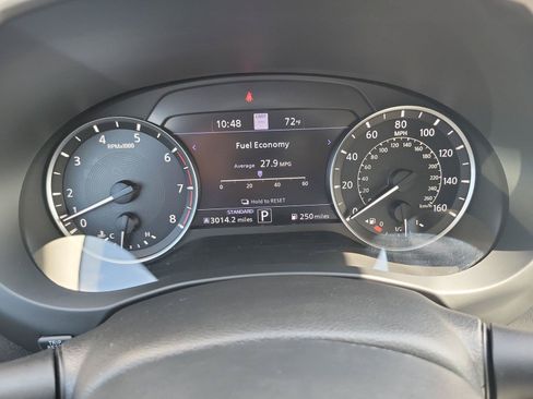 Used 2021 INFINITI QX50 Essential w/ Convenience Package FWD image 28