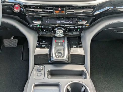 Certified 2026 Acura MDX FWD w/ Technology Package image 21