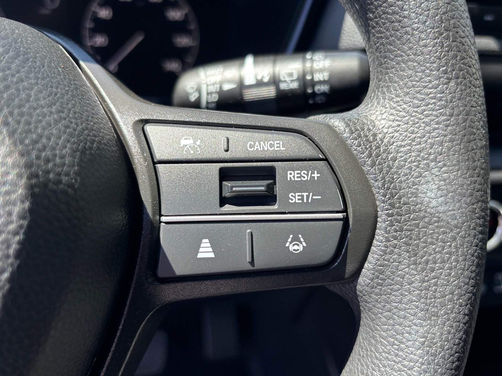 Used 2025 Honda CR-V EX image 23