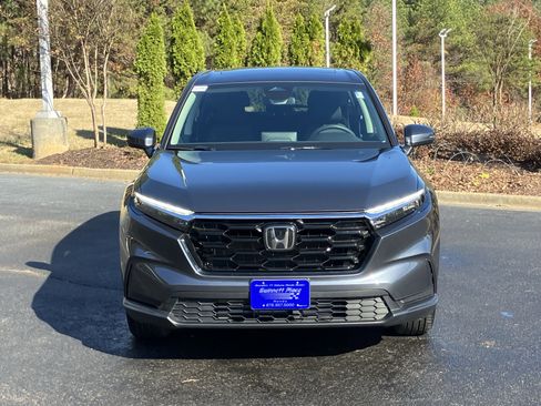 Used 2025 Honda CR-V EX image 3