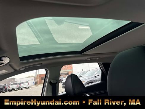 Used 2023 Hyundai Tucson Limited image 23