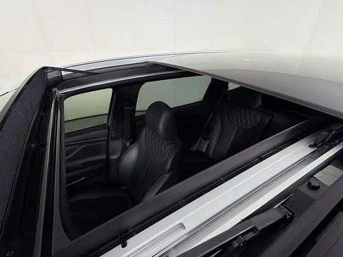 Used 2023 Hyundai Santa Fe Calligraphy image 15