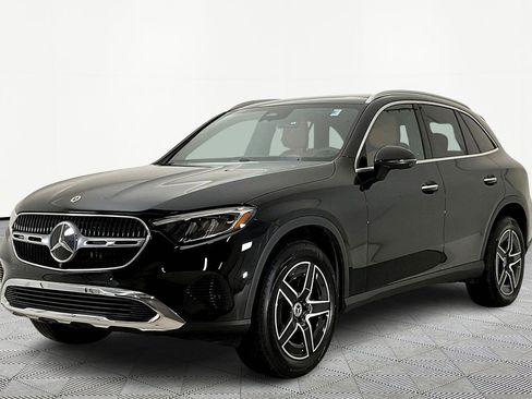 Certified 2026 Mercedes-Benz GLC 300 4MATIC image 1