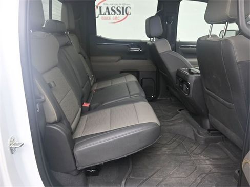 Used 2023 Chevrolet Silverado 1500 ZR2 w/ Technology Package image 11