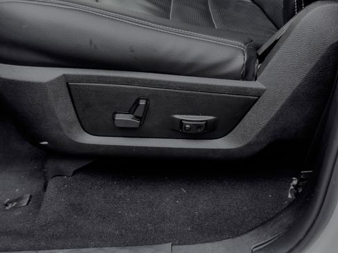 Used 2019 RAM 1500 Big Horn AWD/4WD image 60