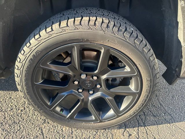 Used 2021 RAM 1500 Laramie AWD/4WD image 6