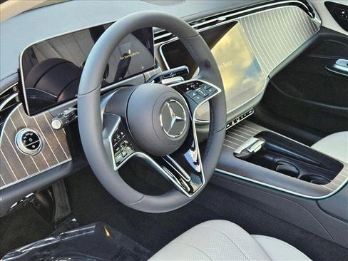 New 2025 Mercedes-Benz E 350 Sedan image 3