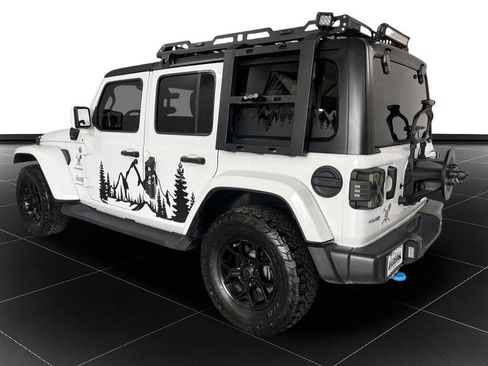 Used 2023 Jeep Wrangler Unlimited Sahara w/ Cold Weather Group AWD/4WD image 3