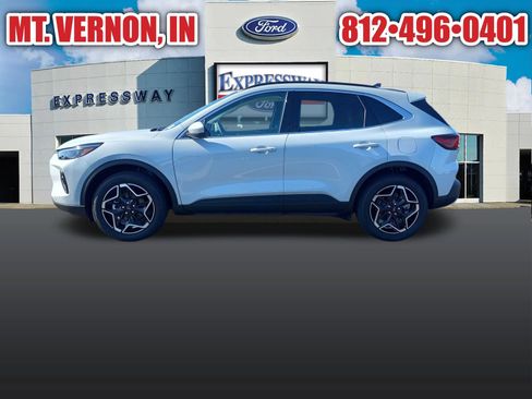 Used 2025 Ford Escape Platinum w/ Premium Technology Package AWD/4WD image 9